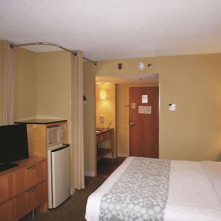 La Quinta By Wyndham Sarasota Downtown Ξενοδοχείο Εξωτερικό φωτογραφία