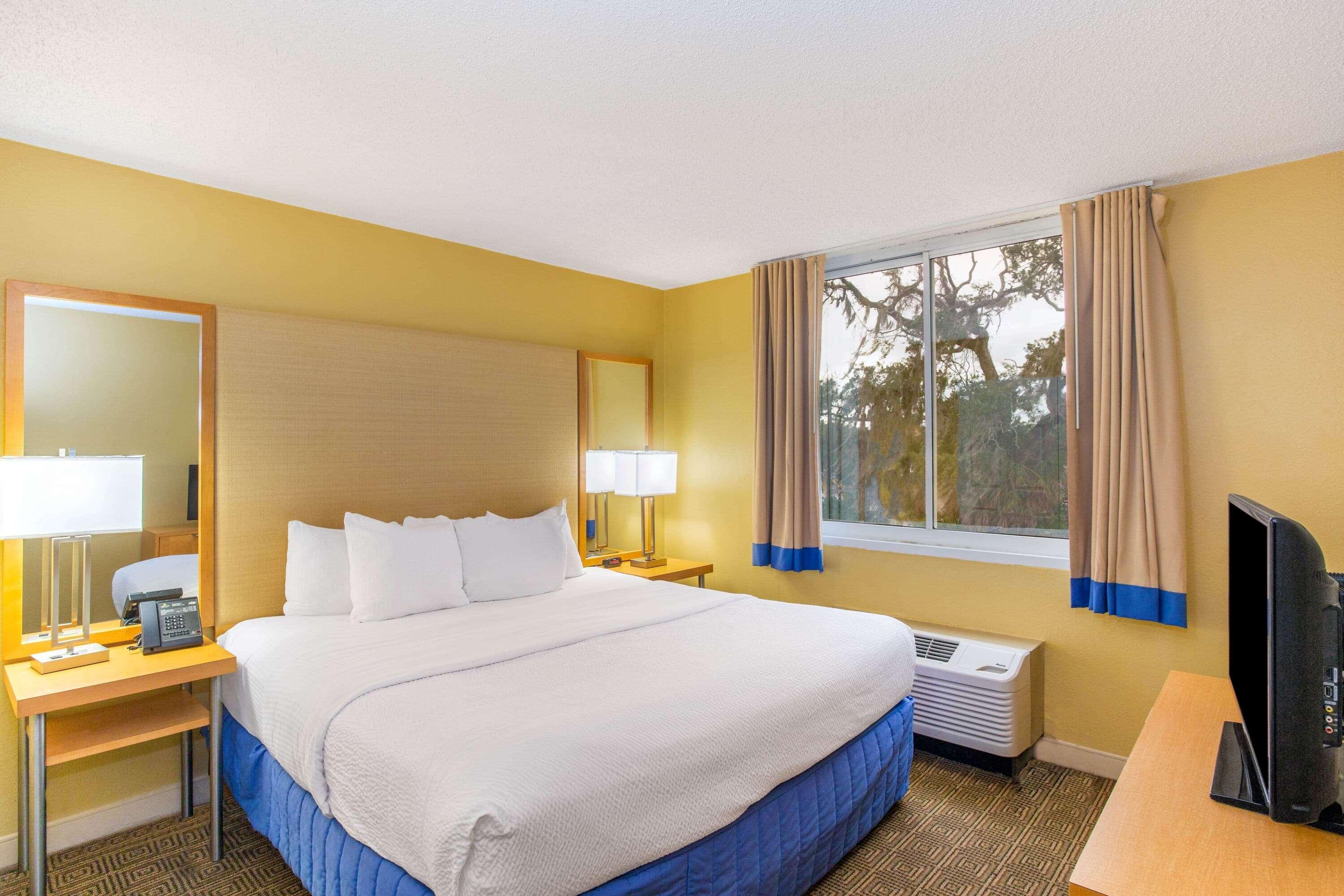 La Quinta By Wyndham Sarasota Downtown Ξενοδοχείο Εξωτερικό φωτογραφία