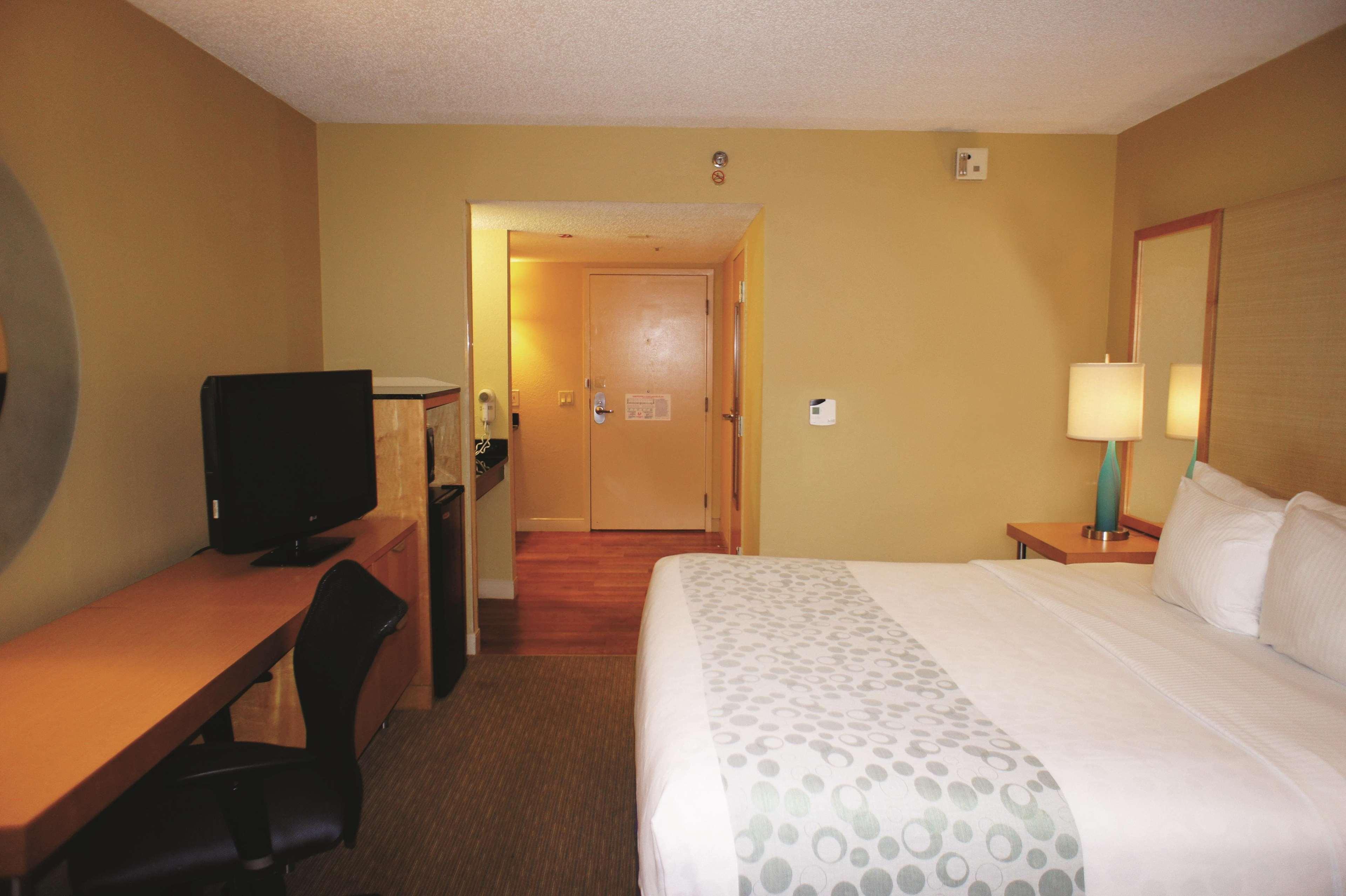 La Quinta By Wyndham Sarasota Downtown Ξενοδοχείο Εξωτερικό φωτογραφία