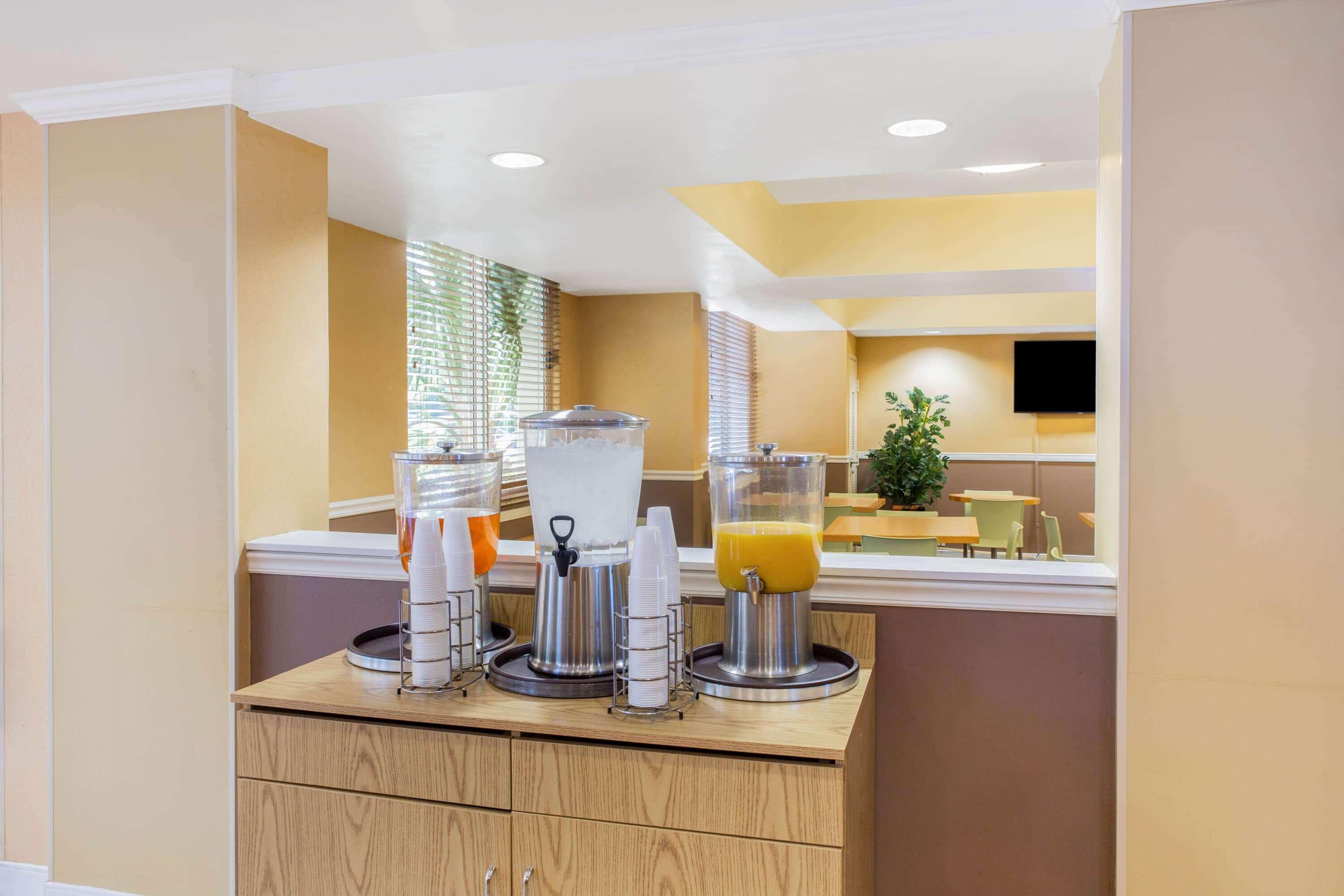 La Quinta By Wyndham Sarasota Downtown Ξενοδοχείο Εξωτερικό φωτογραφία